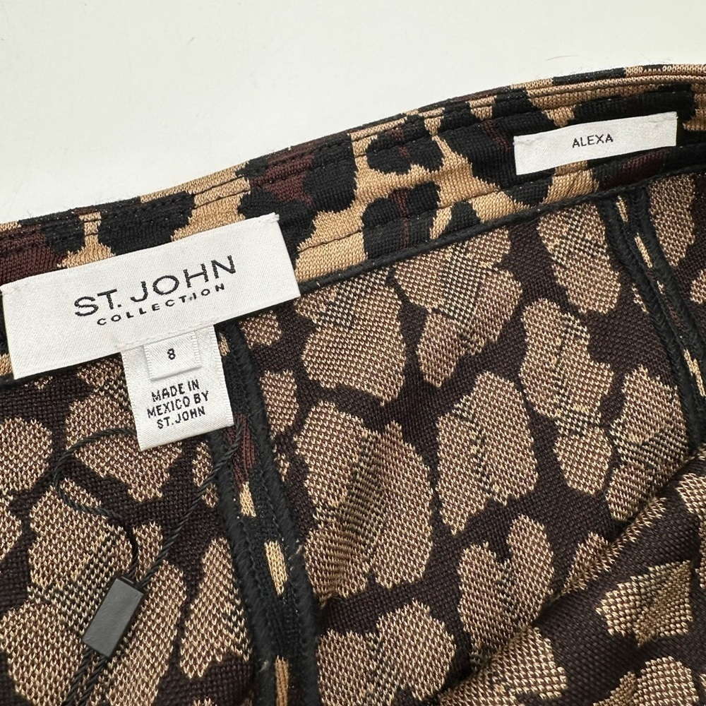 St. John Collection Alexa Leopard Animal Print - Picture 8 of 14